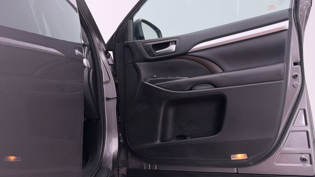 2018 Toyota Kluger Gxl (4x2), Automatic, 113228 km, Speaker View