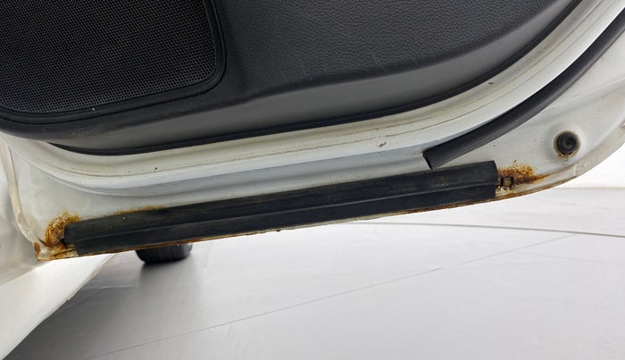 2017 Honda City 1.5L I-VTEC VX CVT, Petrol, Automatic, 63,292 km, Right rear door - Slightly rusted