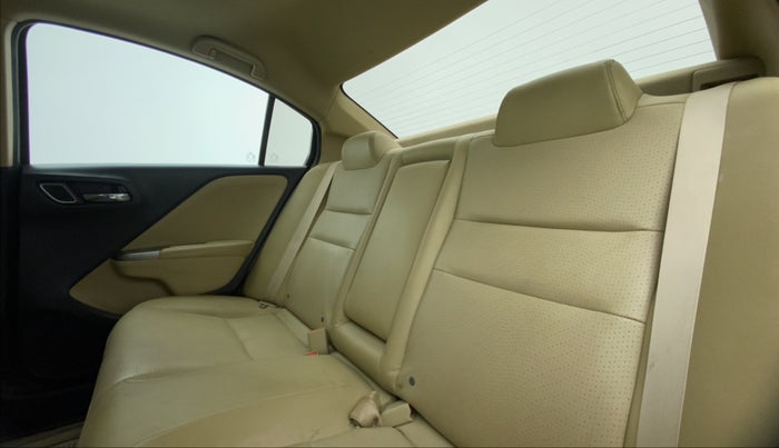 2017 Honda City 1.5L I-VTEC VX CVT, Petrol, Automatic, 63,292 km, Right Side Rear Door Cabin