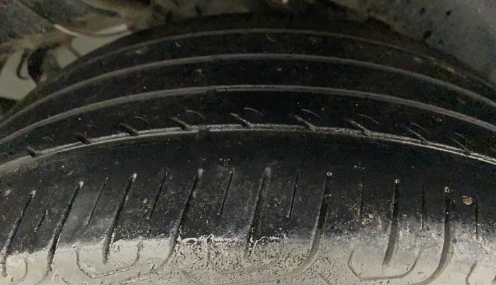 2018 Toyota Corolla Altis GL PETROL, Petrol, Manual, 97,088 km, Left Rear Tyre Tread