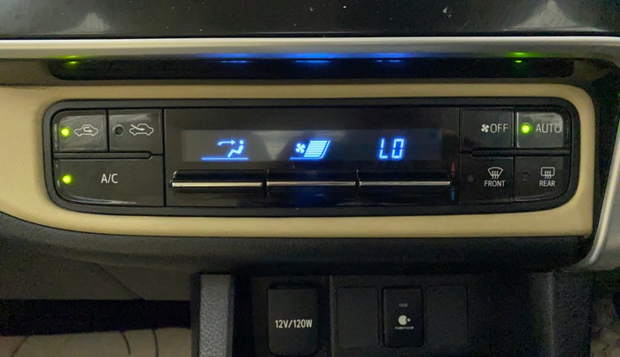 2018 Toyota Corolla Altis GL PETROL, Petrol, Manual, 97,088 km, Automatic Climate Control