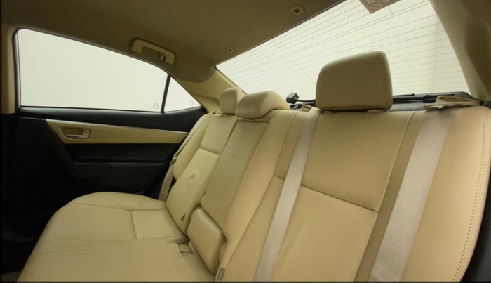 2018 Toyota Corolla Altis GL PETROL, Petrol, Manual, 97,088 km, Right Side Rear Door Cabin
