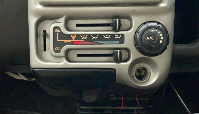 2012 Hyundai Santro Xing GL, Petrol, Manual, 64,437 km, Dashboard - Air Re-circulation knob is not working