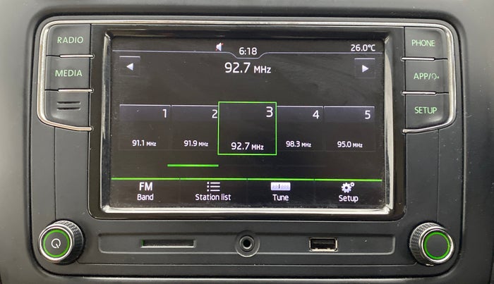 2018 Skoda Rapid 1.6 MPI STYLE AT, Petrol, Automatic, 55,226 km, Infotainment System