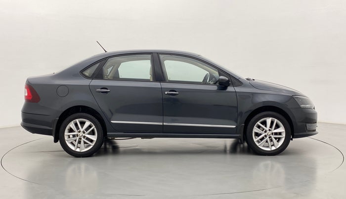 2018 Skoda Rapid 1.6 MPI STYLE AT, Petrol, Automatic, 55,226 km, Right Side View