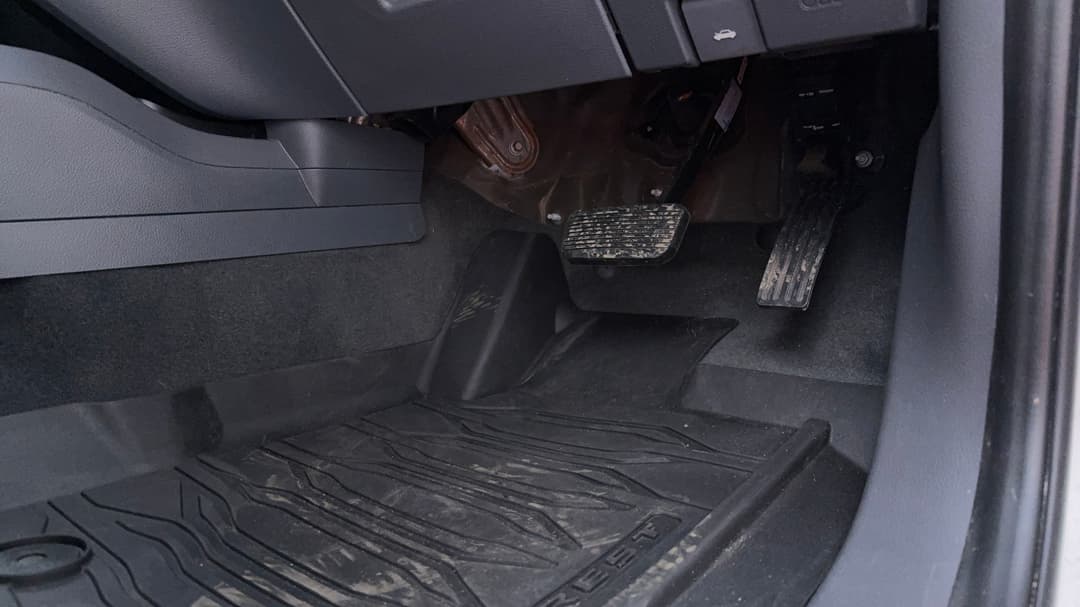 Pedals and Footmat