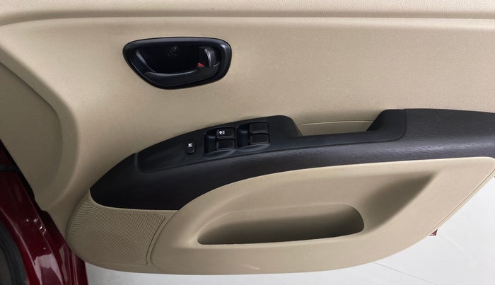2014 Hyundai i10 MAGNA 1.1 IRDE2, Petrol, Manual, 75,655 km, Driver Side Door Panels Control