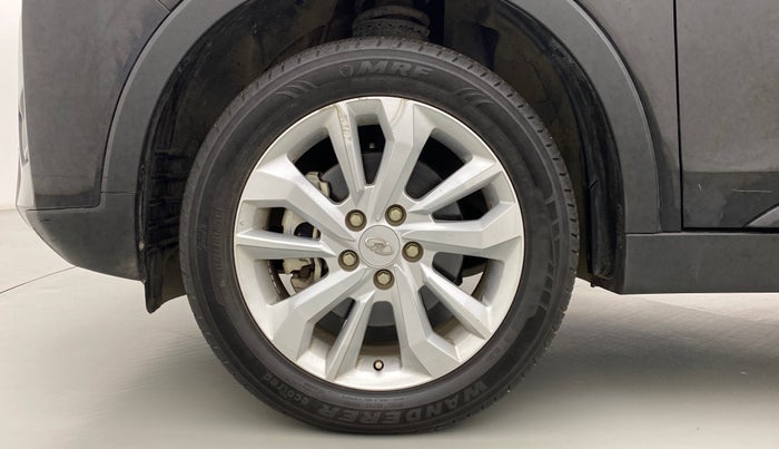 2021 Mahindra XUV300 W8 DIESEL MT, Diesel, Manual, 12,868 km, Left Front Wheel