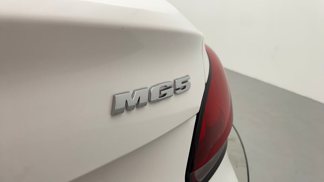 Badge (Boot Right Side)