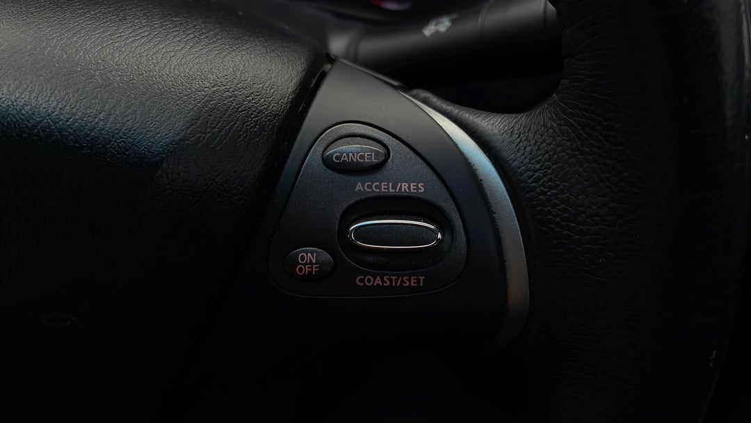 2014 Nissan Pathfinder St-l (4x2), Automatic, 83775 km, Cruise Control