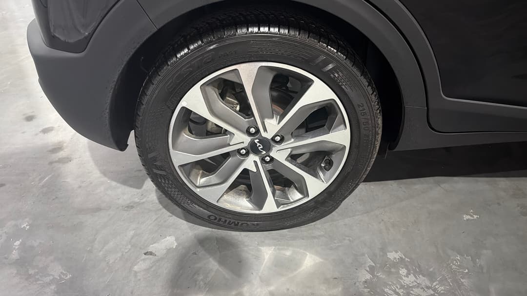 2022 Kia Stonic Sport, Automatic, 64964 km, Right Rear Wheel