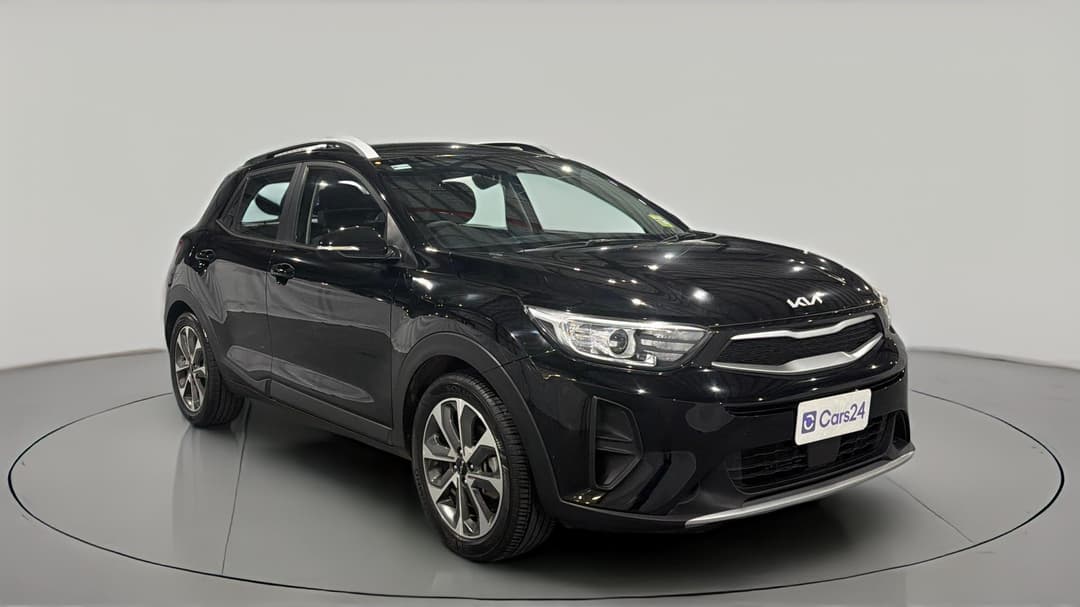 2022 Kia Stonic Sport, Automatic, 64964 km, Right Front Diagonal (45- Degree) View