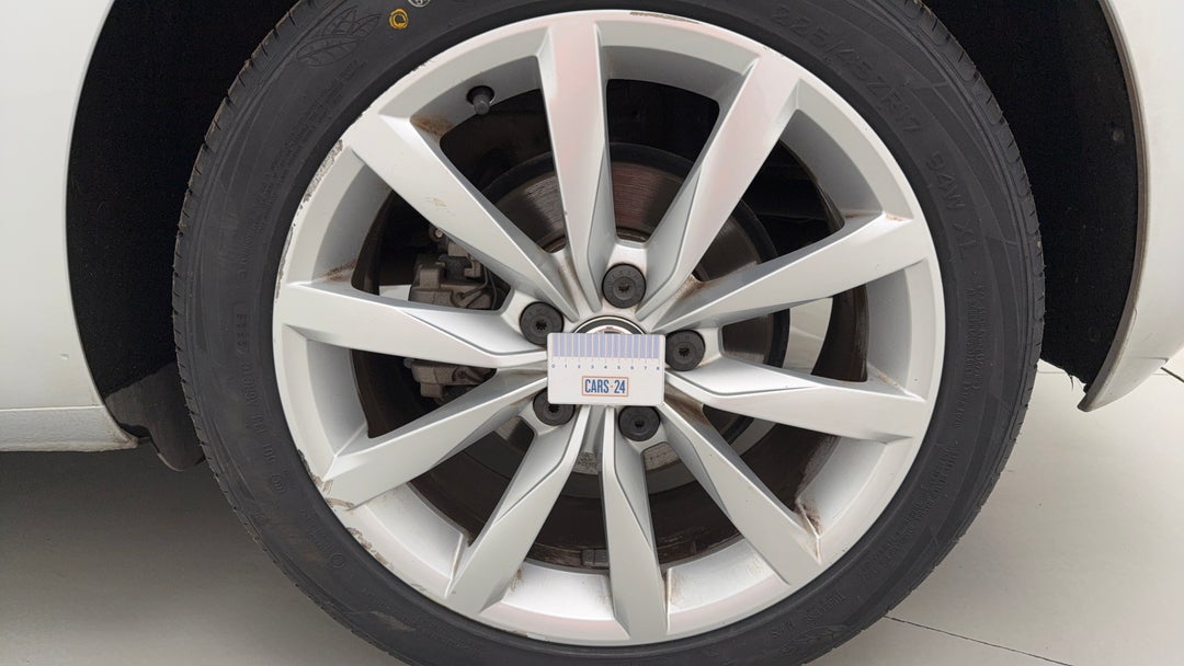 Wheels Rim Rear LHS Gutter Rash