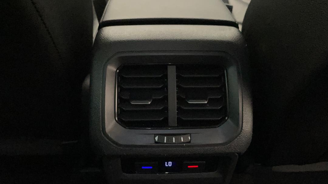 2020 Volkswagen Tiguan 162 Tsi Highline, Automatic, 98519 km, Rear A/C Vent