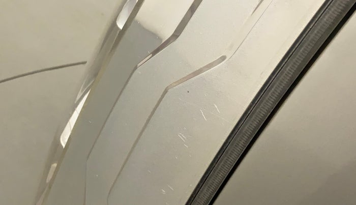 2013 Maruti Wagon R Stingray VXI, Petrol, Manual, 35,954 km, Right tail light - Minor scratches