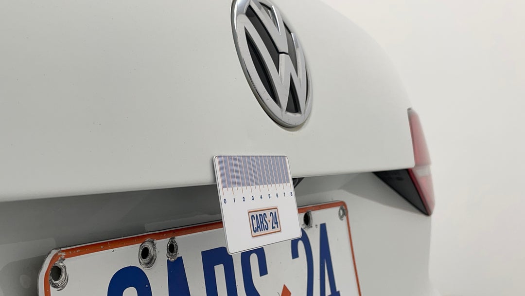 Boot / Tailgate Boot Lid Dent