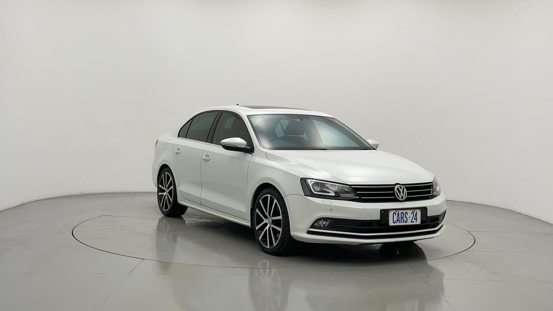 Right Front Diagonal (45- Degree) View