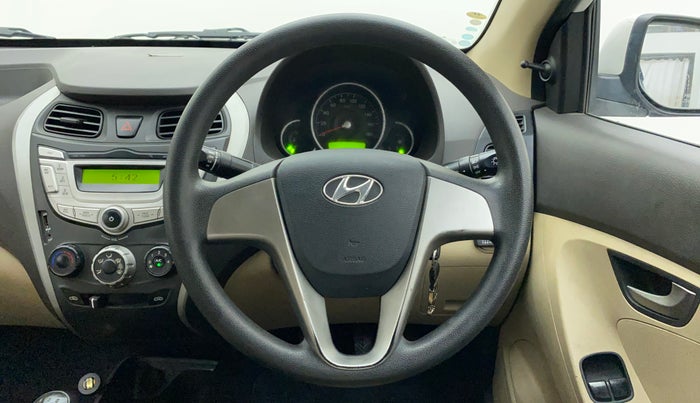 2018 Hyundai Eon SPORTZ, CNG, Manual, 44,968 km, Steering Wheel Close Up