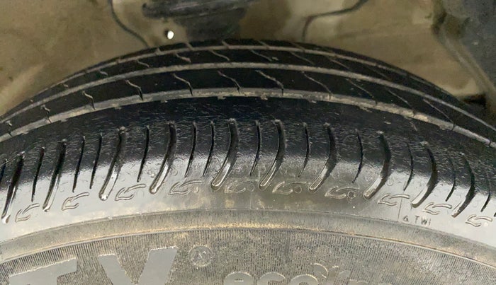 2021 Maruti S PRESSO VXI (O) CNG, CNG, Manual, 45,623 km, Right Front Tyre Tread