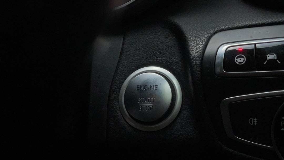 2016 Mercedes-benz C250 C250, Automatic, 85298 km, Keyless / Button Start