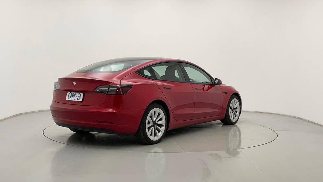 Right Back Diagonal (45- Degree) View