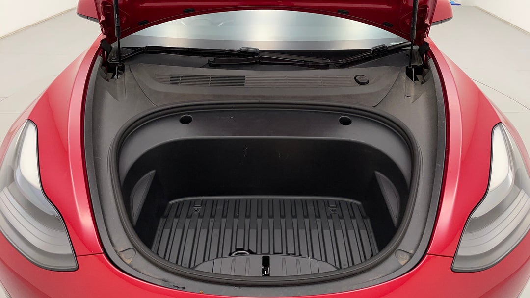 Open Bonnet (Engine)