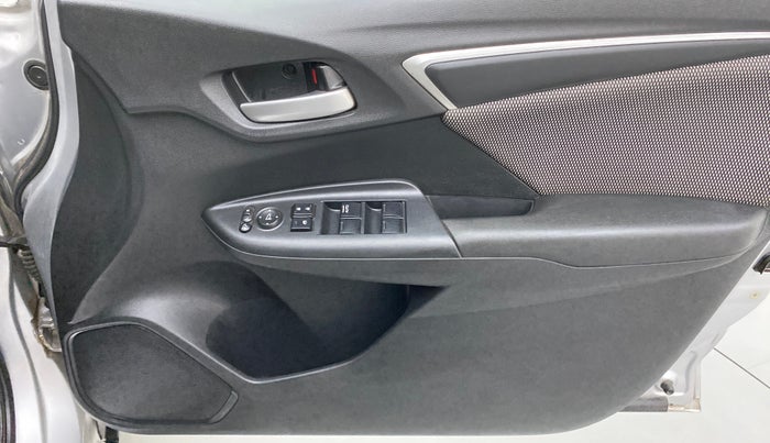 2018 Honda WR-V 1.5 i-DTEC VX MT, Diesel, Manual, 50,574 km, Driver Side Door Panels Control