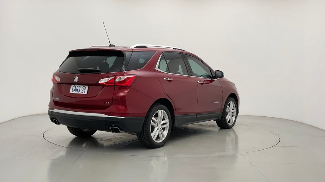 Right Back Diagonal (45- Degree) View