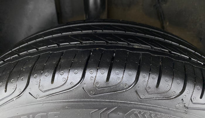 2022 Tata ALTROZ XT DIESEL, Diesel, Manual, 16,063 km, Right Rear Tyre Tread