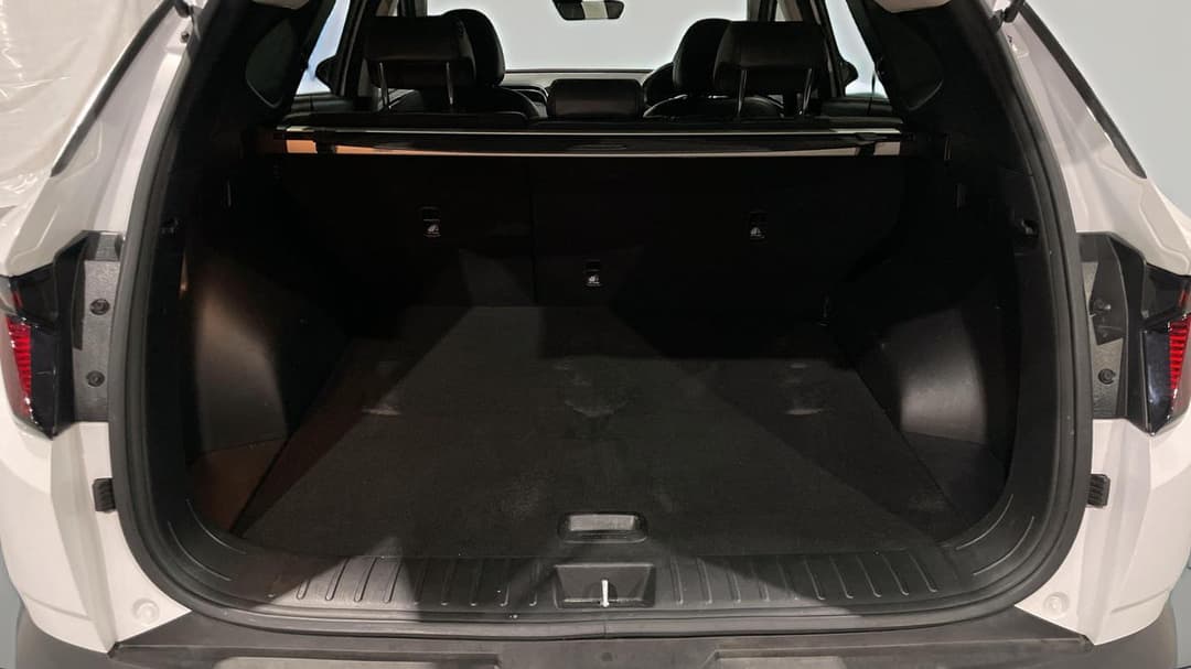 2022 Hyundai Tucson Elite (AWD), Automatic, 83503 km, Boot Inside View