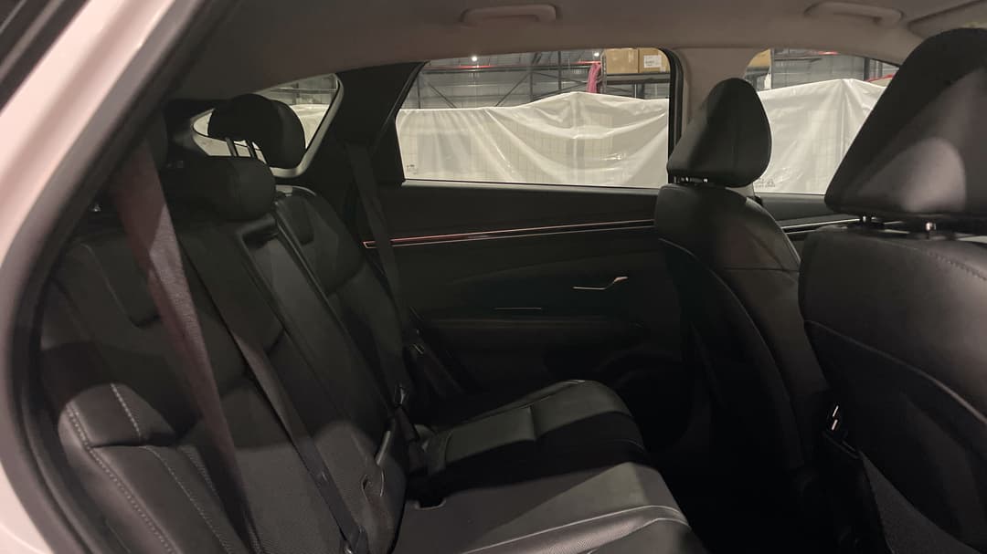 2022 Hyundai Tucson Elite (AWD), Automatic, 83503 km, Right Side Rear Door Cabin View