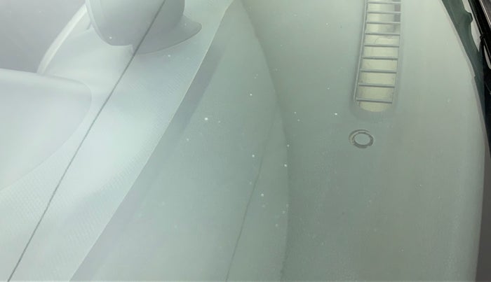 2012 Maruti Ritz VXI, Petrol, Manual, 44,382 km, Front windshield - Minor spot on windshield
