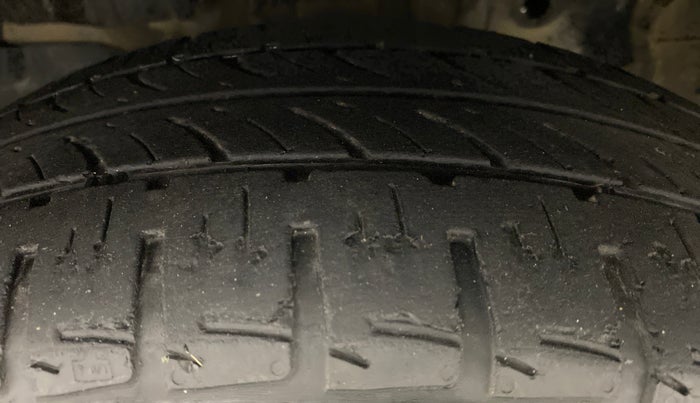 2019 Honda City V MT PETROL, Petrol, Manual, 34,066 km, Left Front Tyre Tread