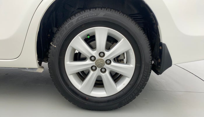 2014 Toyota Corolla Altis G AT, Petrol, Automatic, 79,110 km, Left Rear Wheel