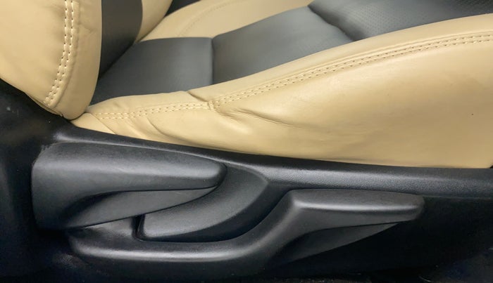 2014 Toyota Corolla Altis G AT, Petrol, Automatic, 79,110 km, Driver Side Adjustment Panel