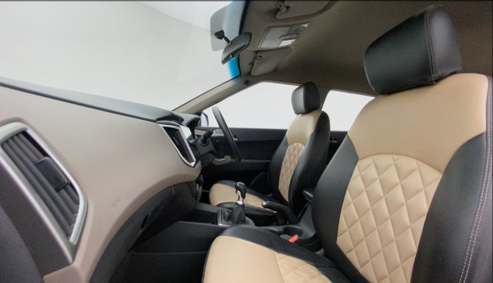 2016 Hyundai Creta SX PLUS 1.6 PETROL, Petrol, Manual, 85,574 km, Right Side Front Door Cabin