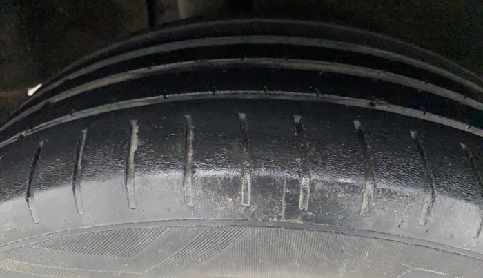 2019 Maruti Baleno ALPHA PETROL 1.2, Petrol, Manual, 61,806 km, Right Rear Tyre Tread