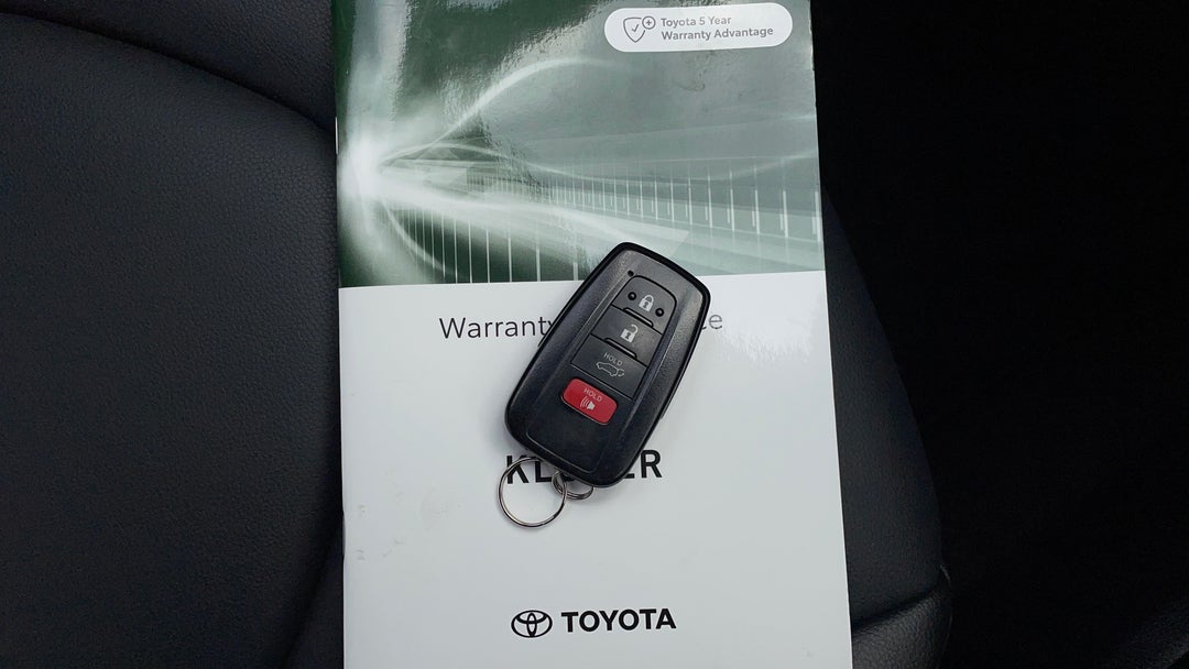 2022 Toyota Kluger Gxl Awd, Automatic, 26058 km, Key Close-up