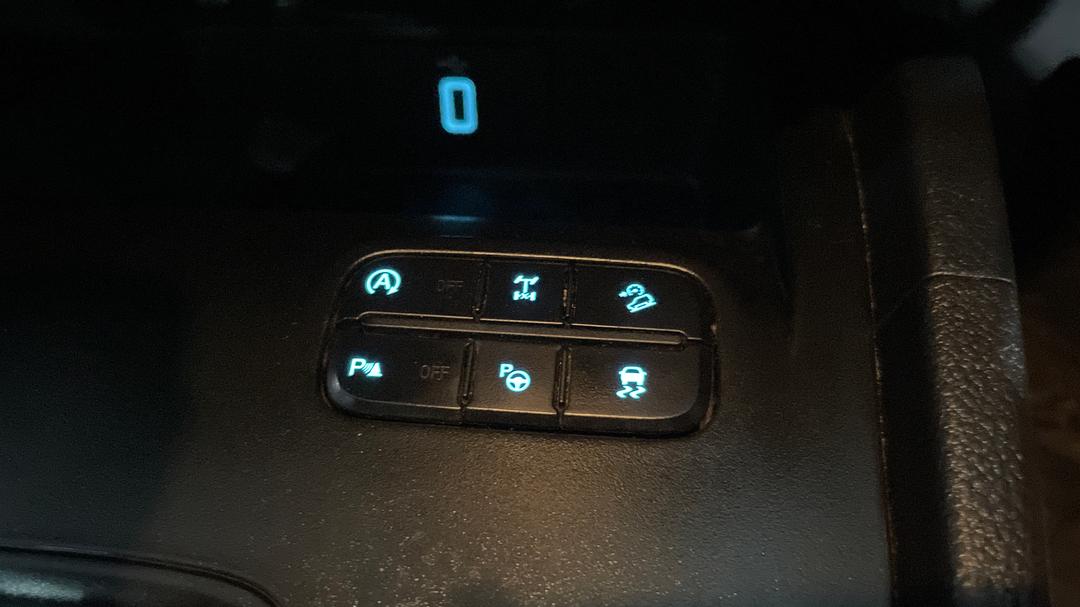2018 Ford Ranger Xlt 2.0 (4x4), Automatic, 93345 km, Utility Switches/Buttons