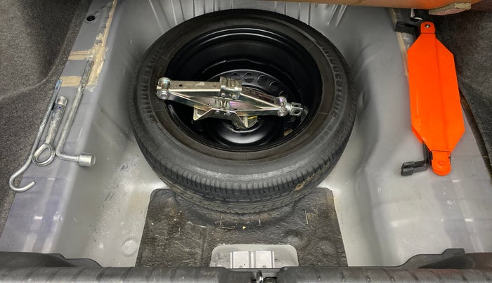 2015 Honda City V MT PETROL, Petrol, Manual, 29,125 km, Spare Tyre