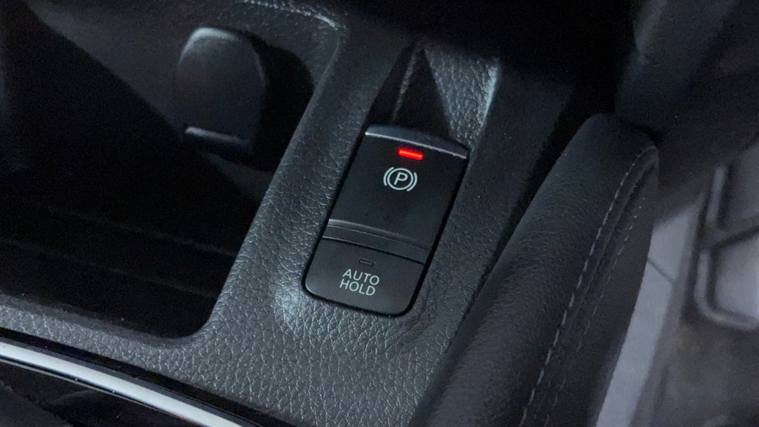 2018 Nissan Qashqai N-tec, Automatic, 109598 km, Handbrake