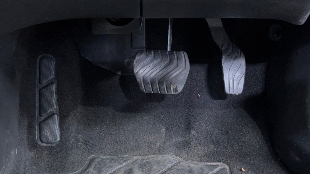 2018 Nissan Qashqai N-tec, Automatic, 109598 km, Pedals and Footmat