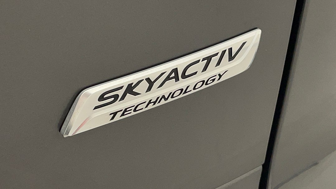 Badge (Boot Right Side)