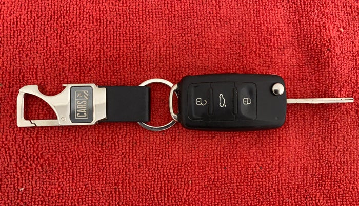 2016 Volkswagen Ameo HIGHLINE 1.2, Petrol, Manual, 59,750 km, Key Close Up