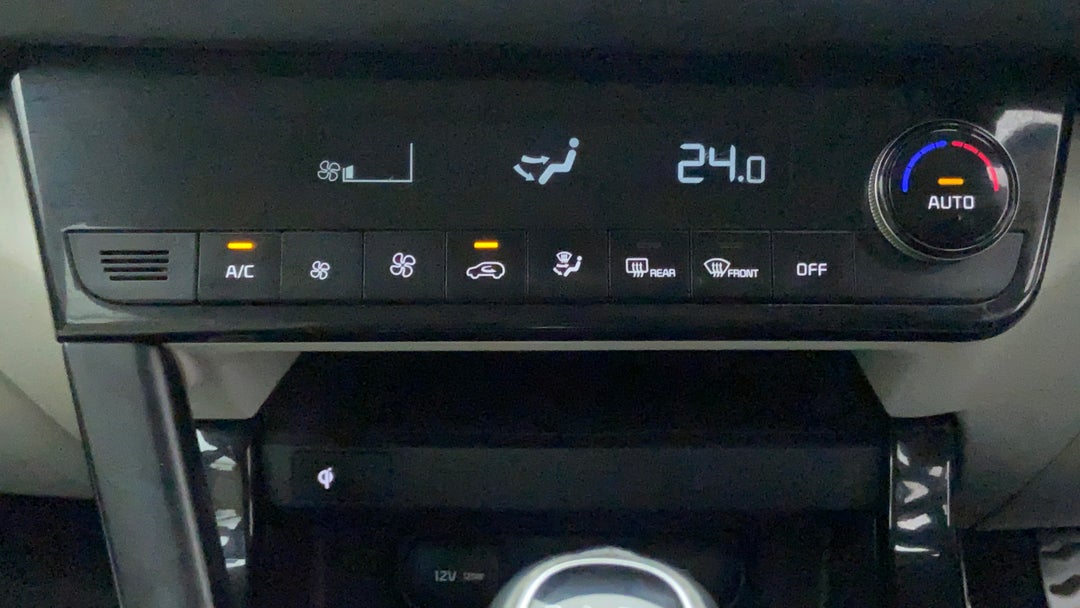 Automatic Climate Control 