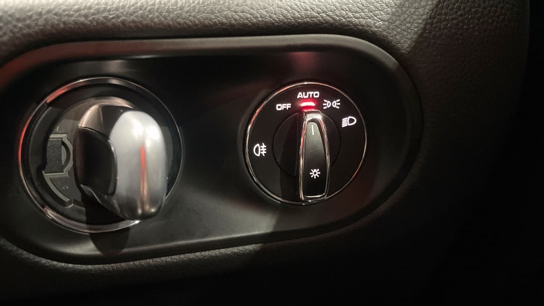 2019 Porsche Macan S, Automatic, 81403 km, Utility Switches/Buttons