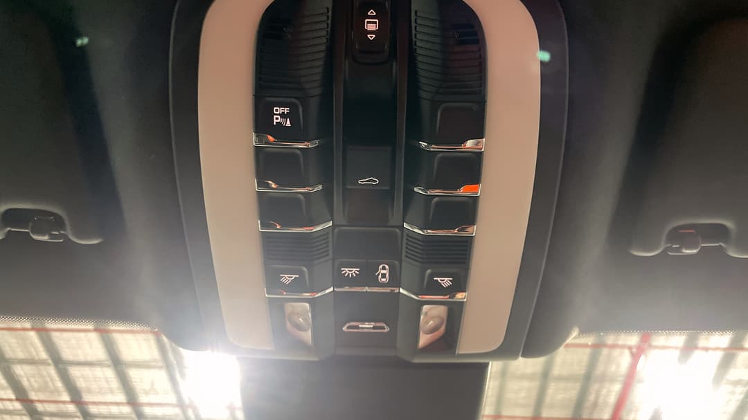 2019 Porsche Macan S, Automatic, 81403 km, On-Roof Controls/Sunglass holder