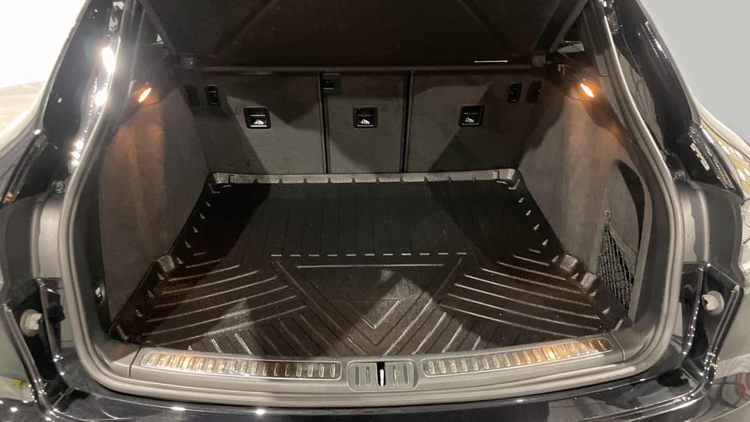 2019 Porsche Macan S, Automatic, 81403 km, Boot Inside View