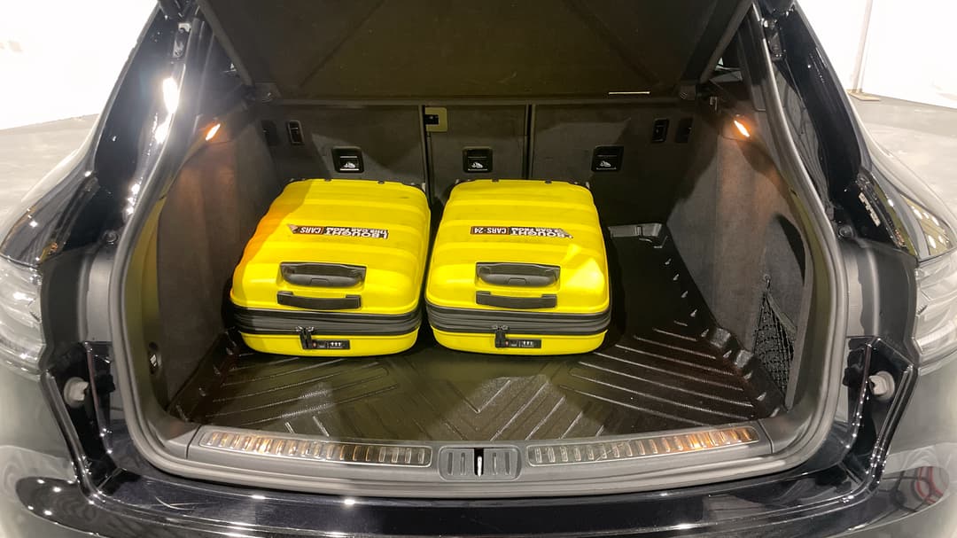 2019 Porsche Macan S, Automatic, 81403 km, Boot Inside View with Luggage