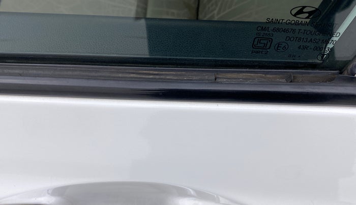 2018 Hyundai Grand i10 ASTA 1.2 VTVT, Petrol, Manual, 51,726 km, Front passenger door - Weather strip has minor damage